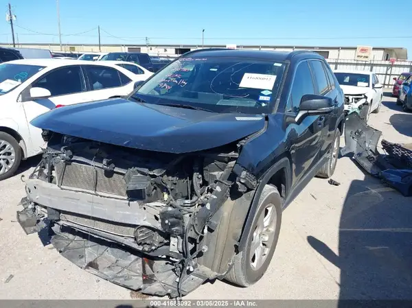 JTMW1RFV4KD009844 2019 TOYOTA RAV 4 - Image 2