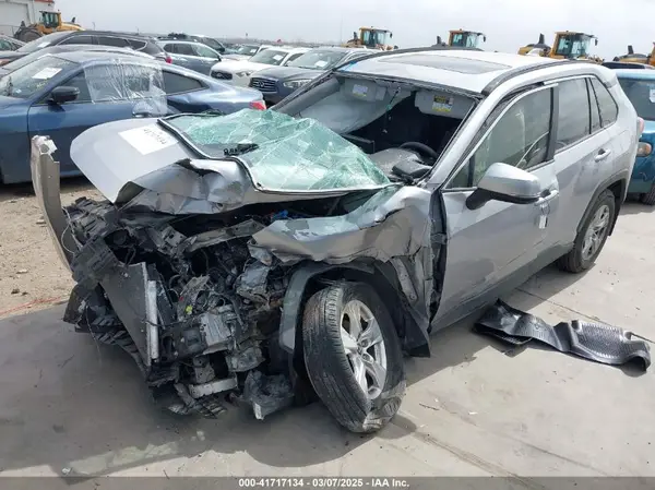 JTMW1RFV4KD022612 2019 TOYOTA RAV 4 - Image 2