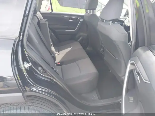 JTMW1RFV7KJ011556 2019 TOYOTA RAV 4 - Image 8