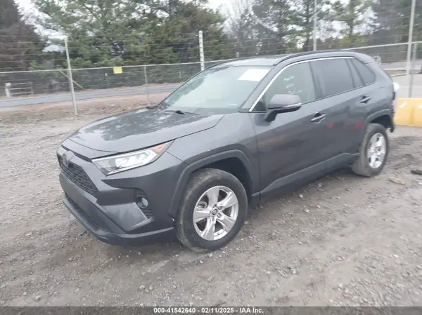 JTMW1RFV8KD040658 2019 TOYOTA RAV 4 - Image 2