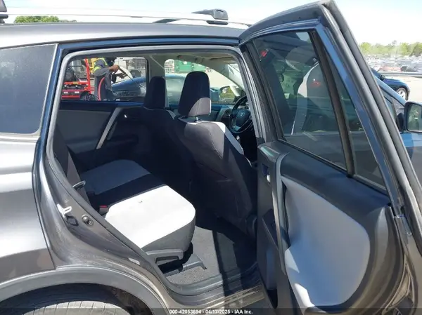 JTMWFREV0GJ07667 2016 TOYOTA RAV 4 - Image 8