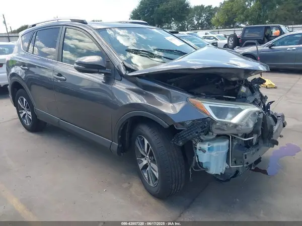 JTMWFREV0GJ087016 2016 TOYOTA RAV 4 - Image 1