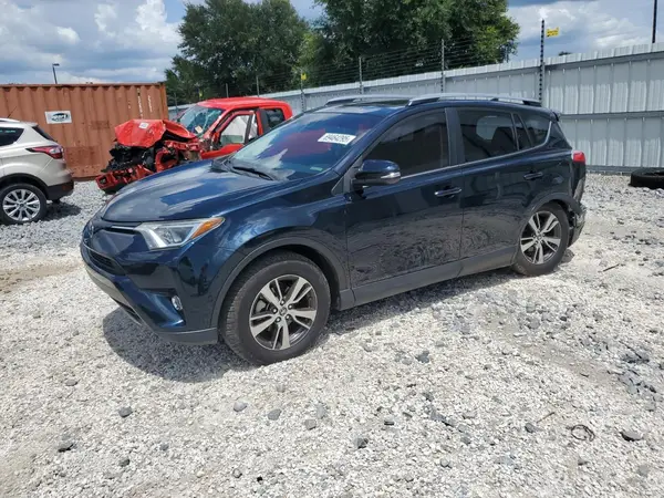 JTMWFREV0HD096086 2017 TOYOTA RAV 4 - Image 1