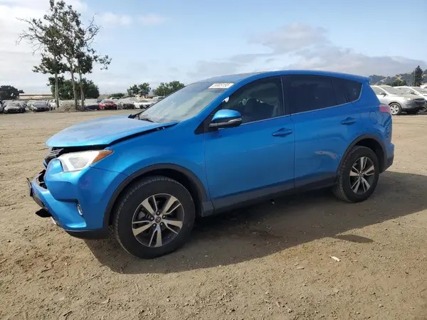 JTMWFREV0HD106647 2017 TOYOTA RAV 4 - Image 1