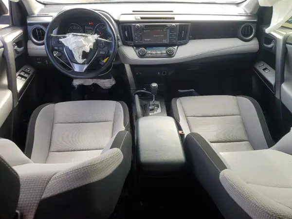 JTMWFREV0HD106647 2017 TOYOTA RAV 4 - Image 8