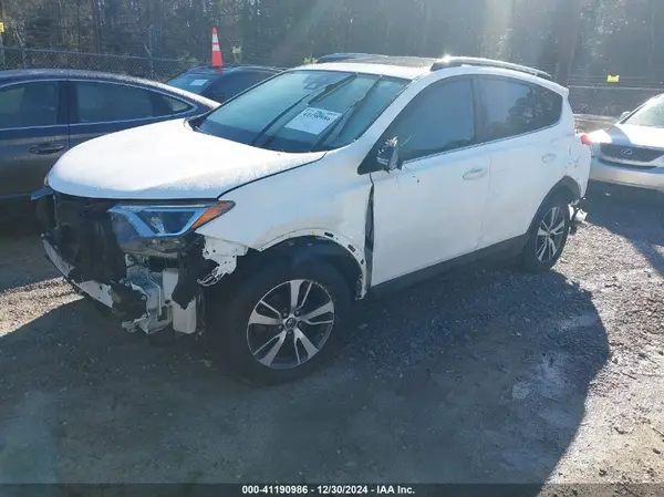 JTMWFREV0HJ141612 2017 TOYOTA RAV 4 - Image 2