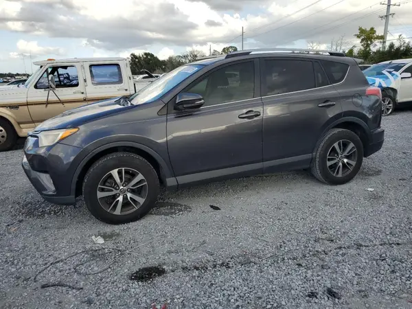 JTMWFREV0HJ142114 2017 TOYOTA RAV 4 - Image 1
