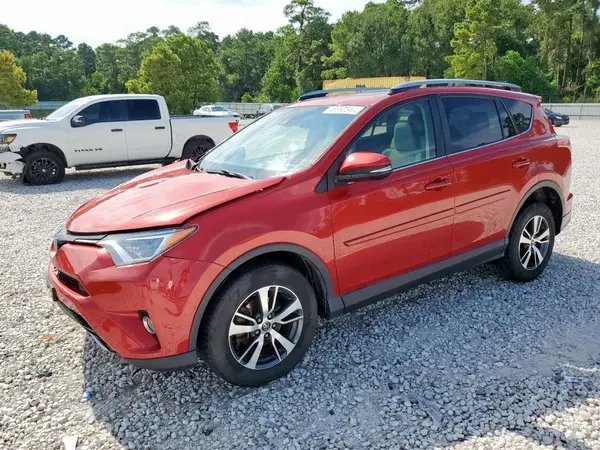 JTMWFREV0HJ147975 2017 TOYOTA RAV 4 - Image 1
