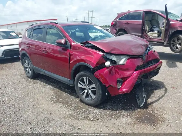 JTMWFREV0JD117069 2018 TOYOTA RAV 4 - Image 1