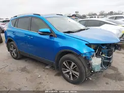JTMWFREV0JD128329 2018 TOYOTA RAV 4