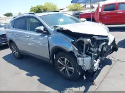 JTMWFREV0JJ172879 2018 TOYOTA RAV 4