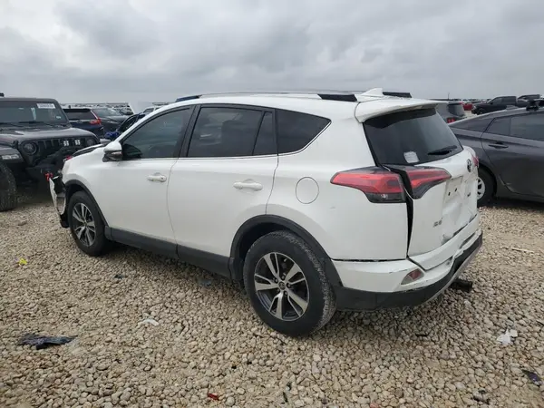 JTMWFREV0JJ179914 2018 TOYOTA RAV 4 - Image 2