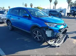 JTMWFREV0JJ180643 2018 TOYOTA RAV 4
