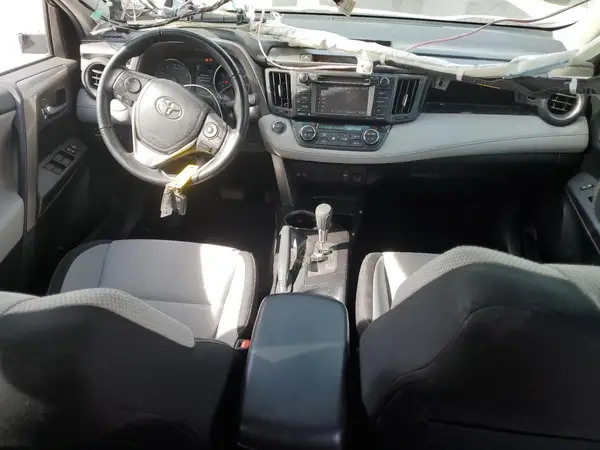 JTMWFREV0JJ207582 2018 TOYOTA RAV 4 - Image 8