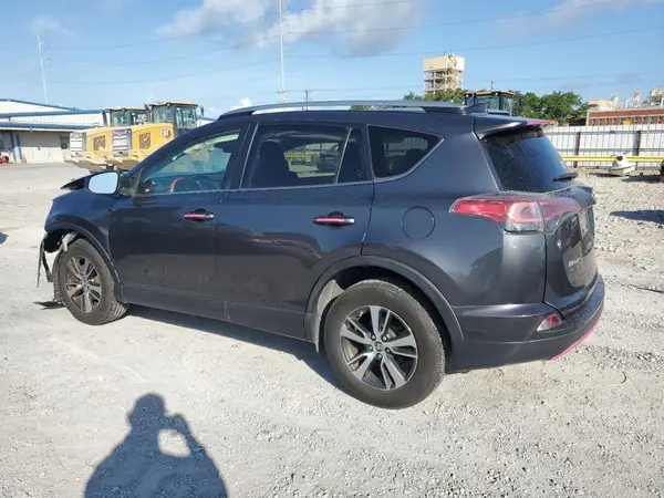 JTMWFREV0JJ733307 2018 TOYOTA RAV 4 - Image 2