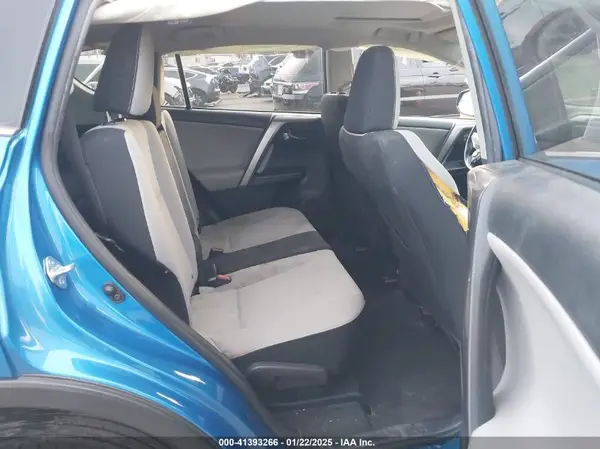 JTMWFREV0JJ734120 2018 TOYOTA RAV 4 - Image 8
