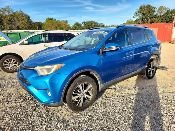 JTMWFREV0JJ739754 2018 TOYOTA RAV 4 - Image 1