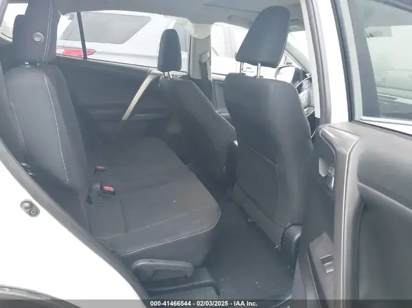 JTMWFREV1GJ082245 2016 TOYOTA RAV 4 - Image 8