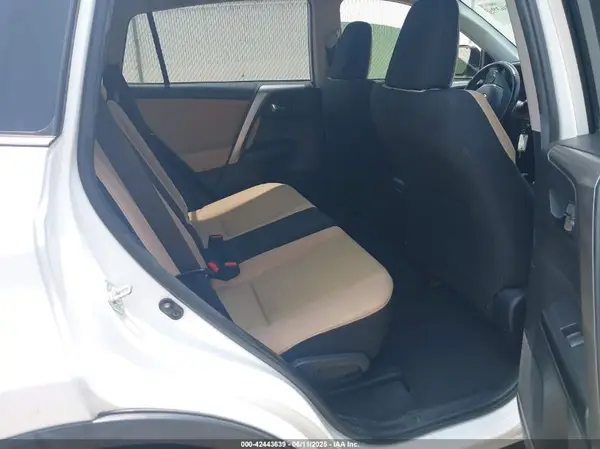 JTMWFREV1HD095397 2017 TOYOTA RAV 4 - Image 8