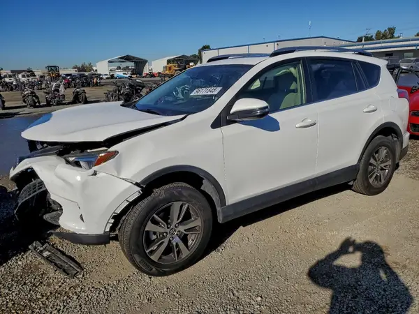 JTMWFREV1HD096968 2017 TOYOTA RAV 4 - Image 1