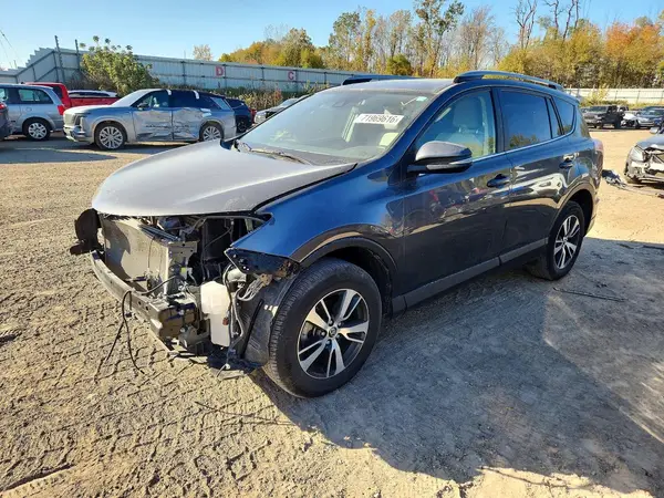 JTMWFREV1HD097070 2017 TOYOTA RAV 4 - Image 1