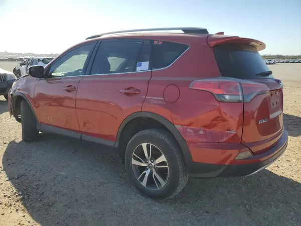 JTMWFREV1HJ112748 2017 TOYOTA RAV 4 - Image 2