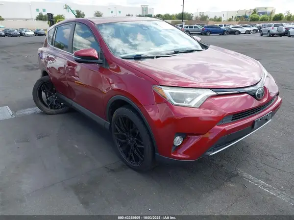 JTMWFREV1JD110468 2018 TOYOTA RAV 4 - Image 1