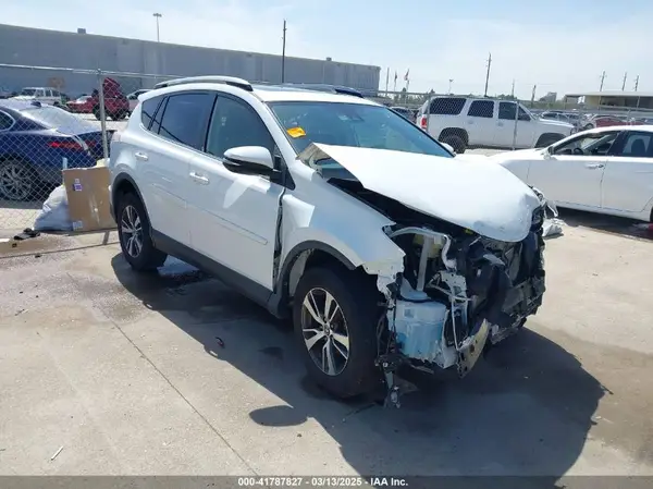 JTMWFREV1JD113340 2018 TOYOTA RAV 4 - Image 1
