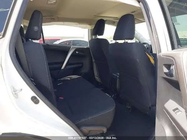 JTMWFREV1JD113340 2018 TOYOTA RAV 4 - Image 8