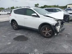 JTMWFREV1JD114200 2018 TOYOTA RAV 4