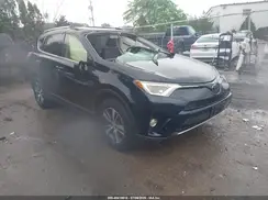 JTMWFREV1JD123253 2018 TOYOTA RAV 4