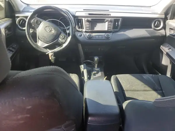 JTMWFREV1JD126296 2018 TOYOTA RAV 4 - Image 8