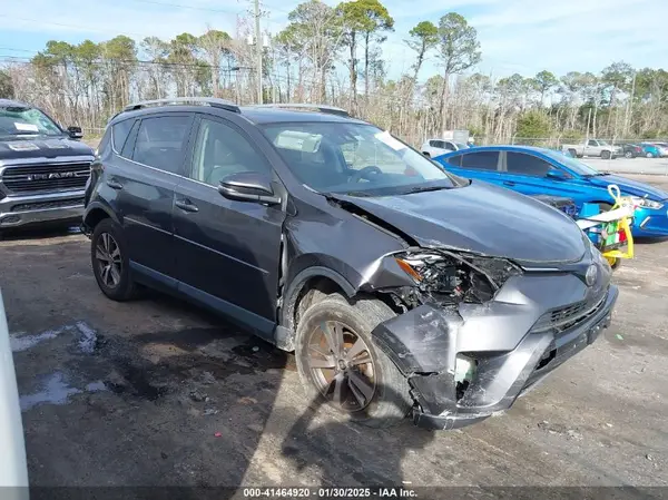 JTMWFREV1JJ169926 2018 TOYOTA RAV 4 - Image 1