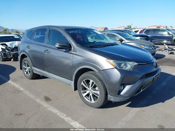 JTMWFREV1JJ172342 2018 TOYOTA RAV 4 - Image 1