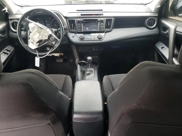 JTMWFREV1JJ186032 2018 TOYOTA RAV 4 - Image 8