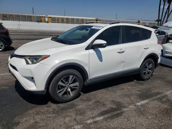 JTMWFREV1JJ738130 2018 TOYOTA RAV 4 - Image 1