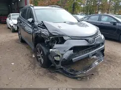JTMWFREV1JJ751010 2018 TOYOTA RAV 4