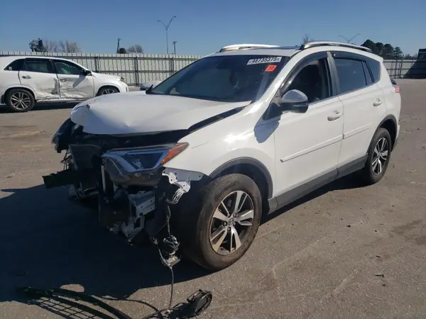JTMWFREV2HD093979 2017 TOYOTA RAV 4 - Image 1