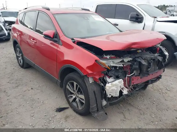 JTMWFREV2HJ116579 2017 TOYOTA RAV 4 - Image 1