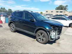 JTMWFREV2HJ122723 2017 TOYOTA RAV 4