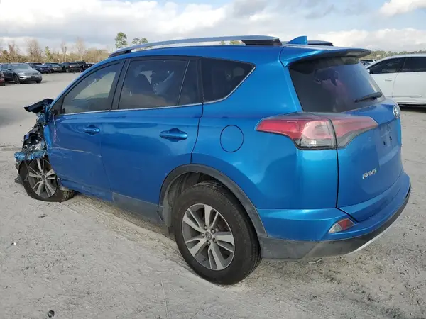 JTMWFREV2HJ703736 2017 TOYOTA RAV 4 - Image 2