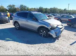 JTMWFREV2JD120667 2018 TOYOTA RAV 4