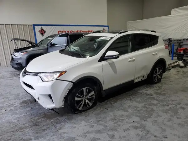 JTMWFREV2JJ160572 2018 TOYOTA RAV 4 - Image 1