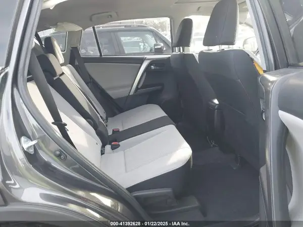 JTMWFREV2JJ201542 2018 TOYOTA RAV 4 - Image 8
