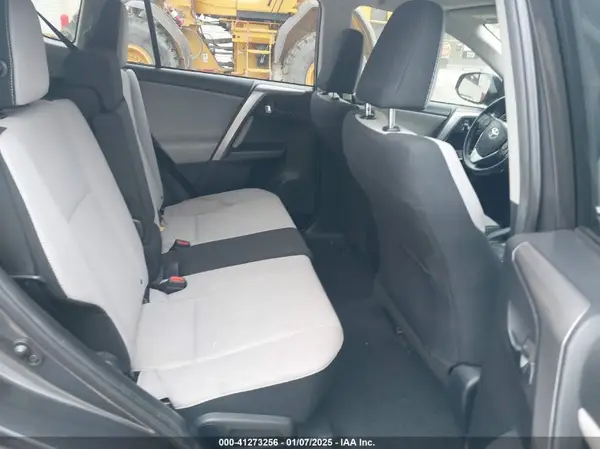 JTMWFREV2JJ203016 2018 TOYOTA RAV 4 - Image 8