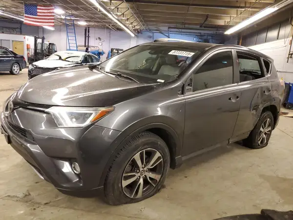 JTMWFREV2JJ729534 2018 TOYOTA RAV 4 - Image 1