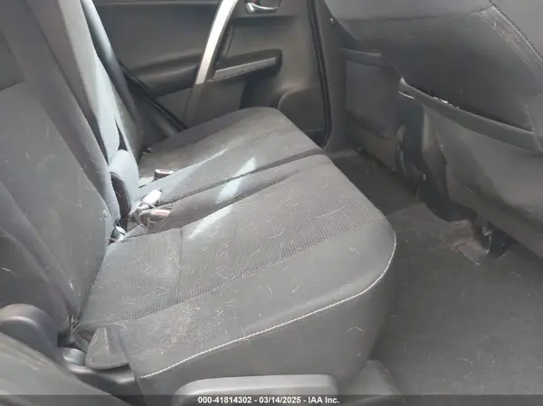 JTMWFREV2JJ730568 2018 TOYOTA RAV 4 - Image 8