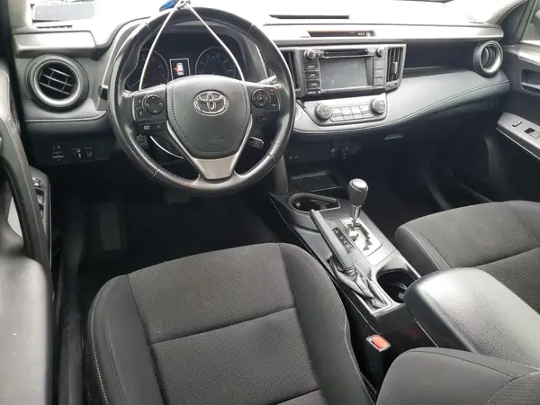 JTMWFREV2JJ736774 2018 TOYOTA RAV 4 - Image 8