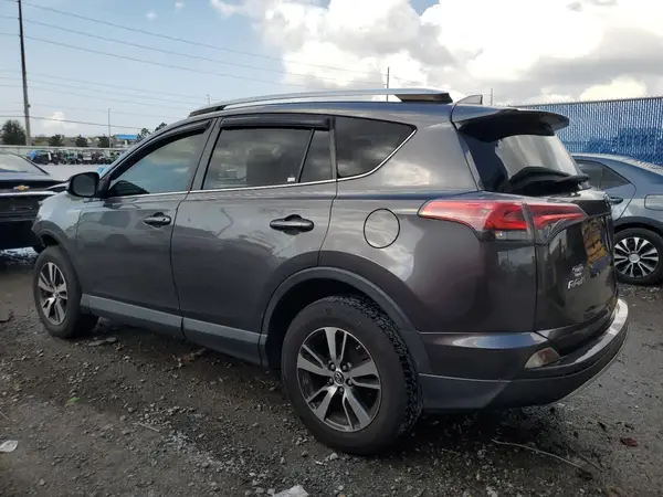 JTMWFREV2JJ739724 2018 TOYOTA RAV 4 - Image 2