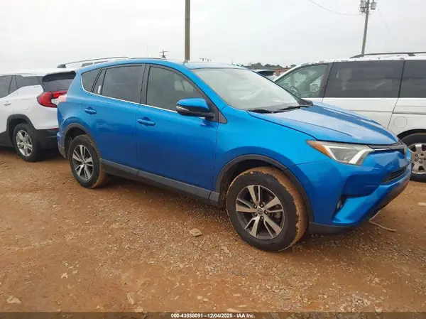 JTMWFREV2JJ752408 2018 TOYOTA RAV 4 - Image 1